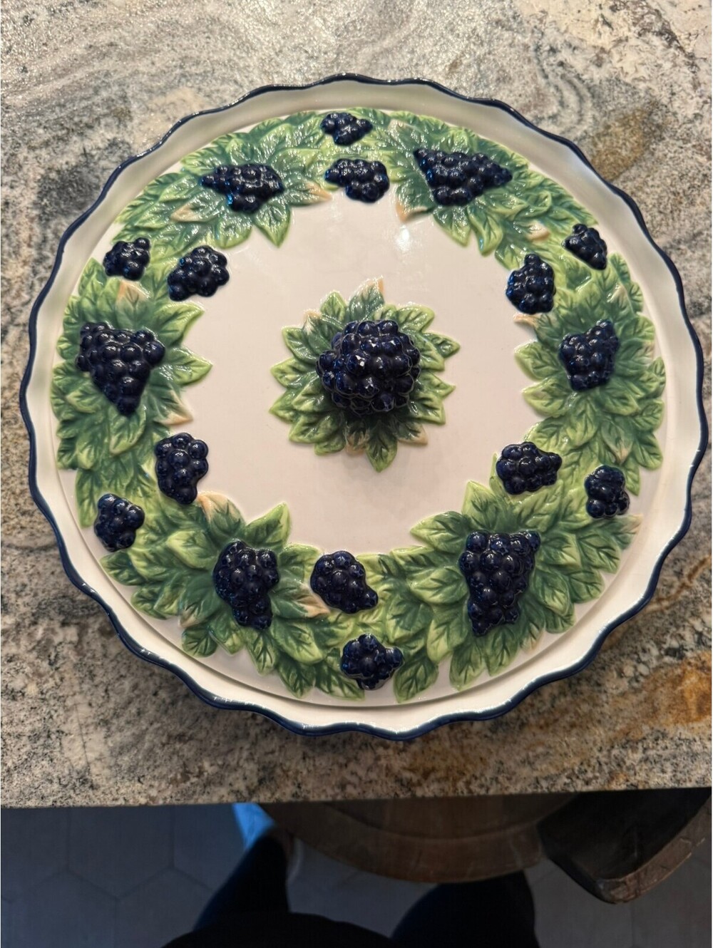 Ceramic Pie Plate w/lid with Blackberry Motif, Style-Eyes by Baum Bros